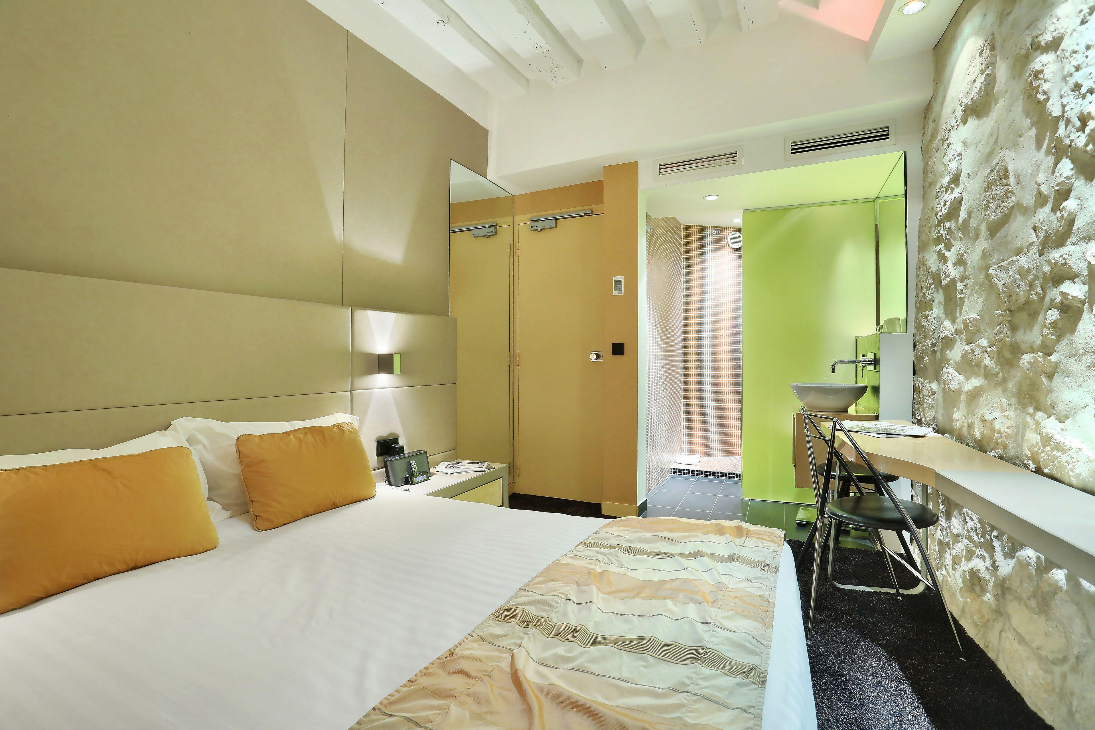 Hotel De Notre-dame 3*