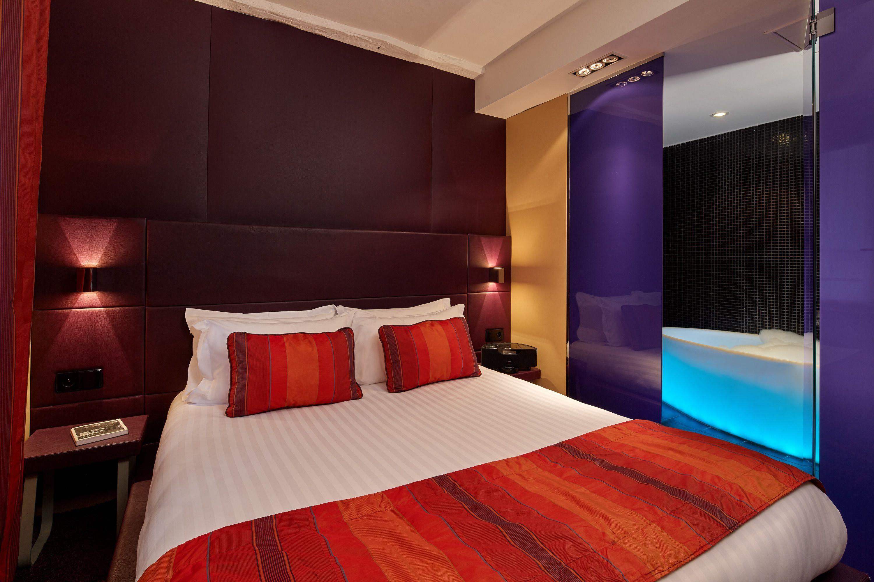 De Notre-dame Hotel 3*