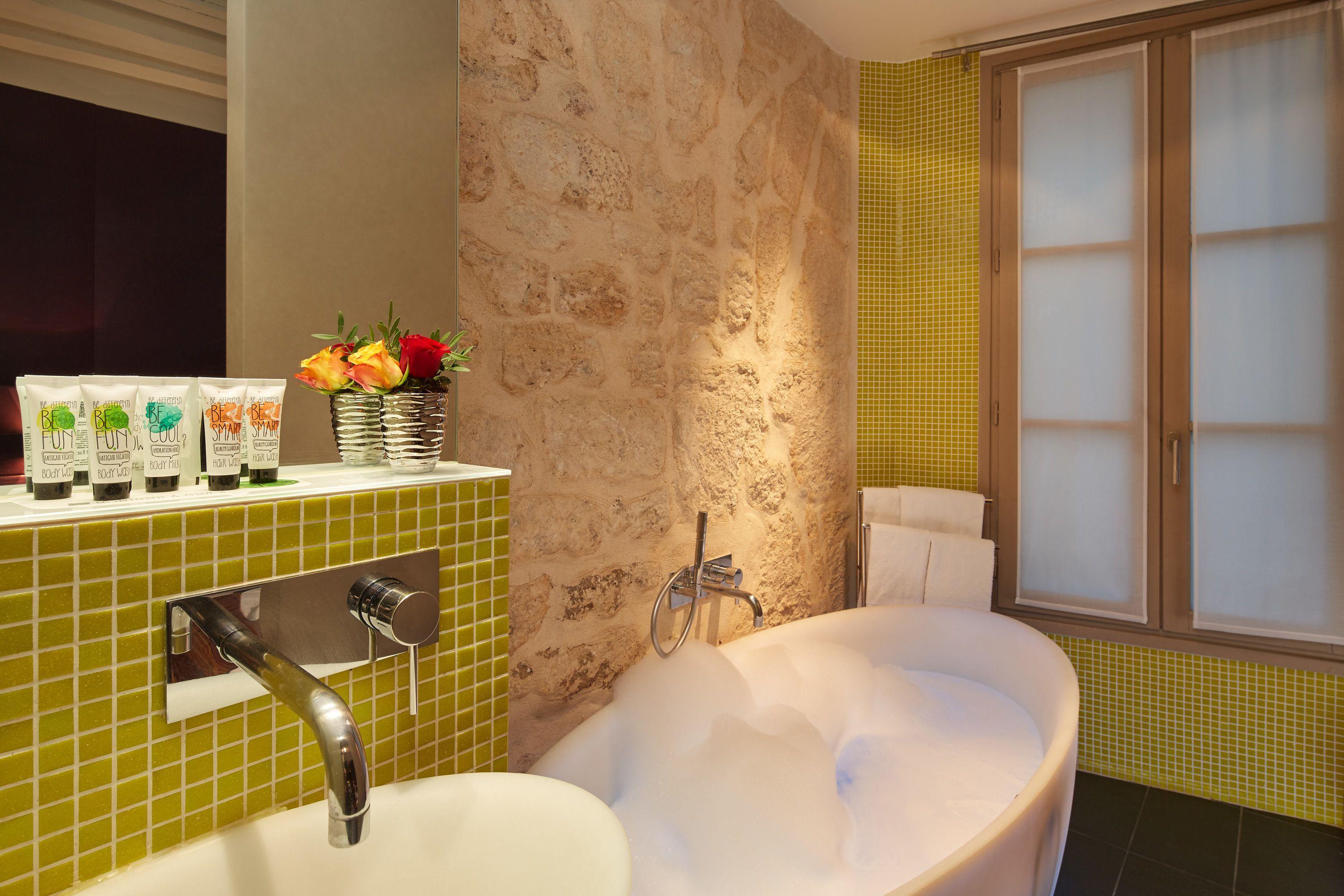 Hotel De Notre-dame 3*