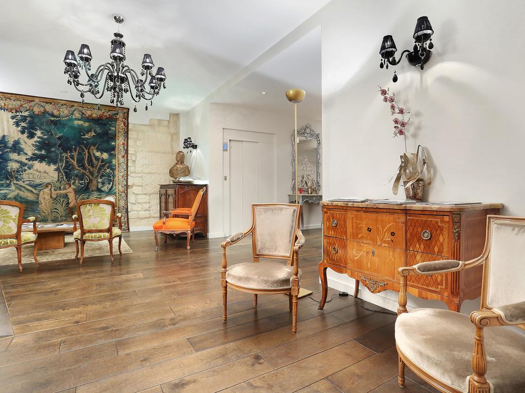 Hotel De Notre-dame 3*