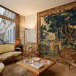 Hotel De Notre-dame Paris