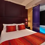 De Notre-dame Hotel 3*