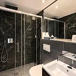 Hotel De Notre-dame 3*